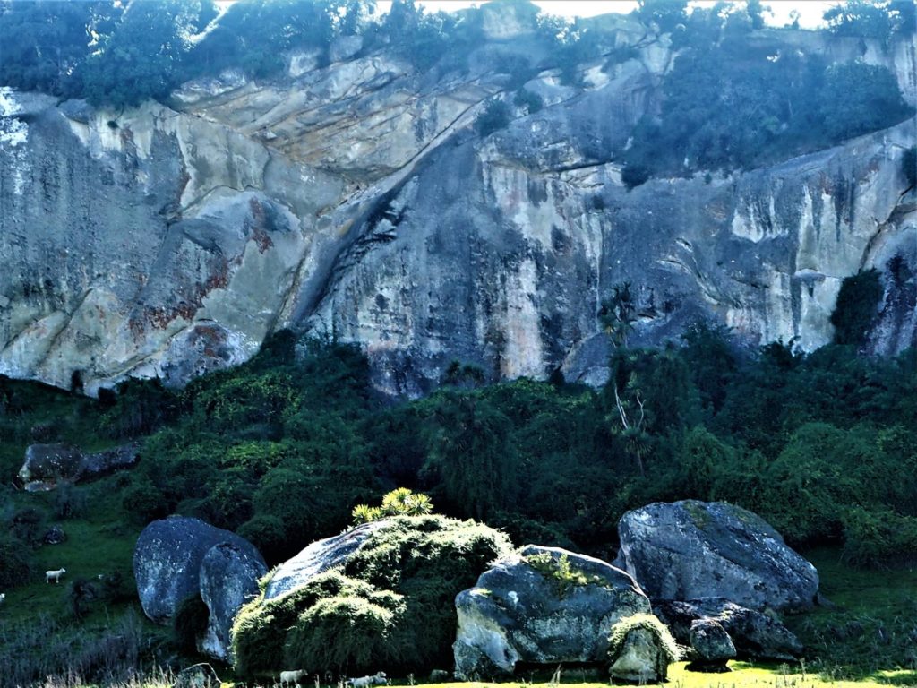 Kakahu Escarpment