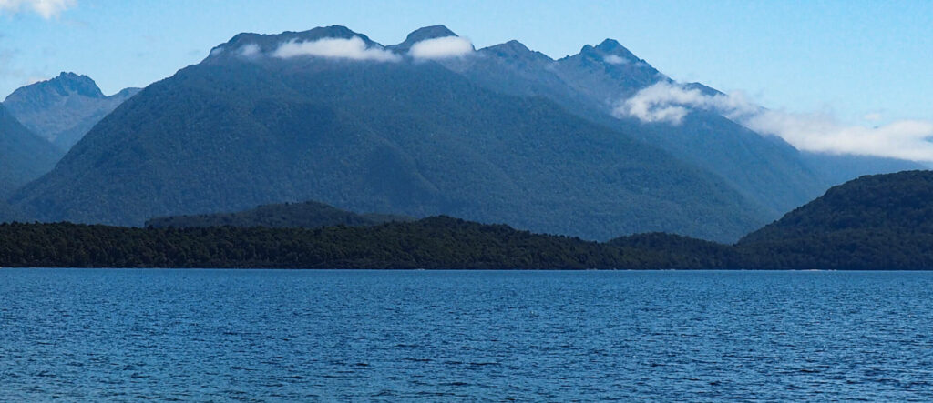 Murichson Mountains/Lake Manapouri