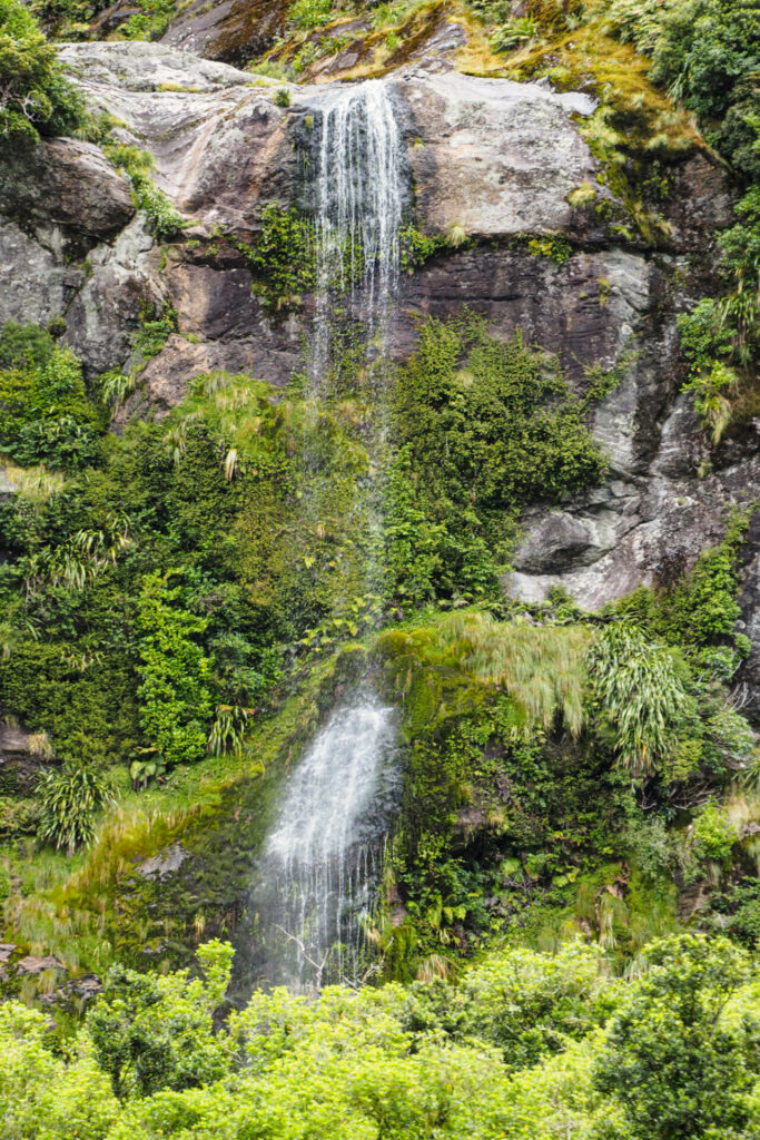 Fine fairy waterfall/Milford Sound/Fiordland National Park